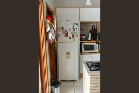 Casa à venda com 220m², 4 quartos e 3 vagas Casa à venda com 220m², 4 quartos e 3 vagasCozinha