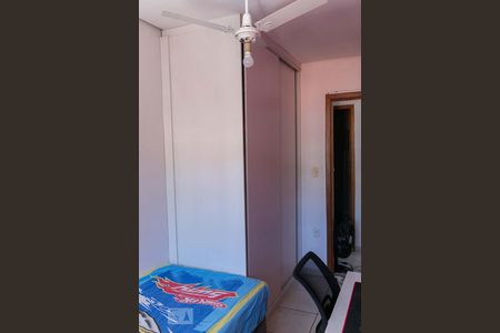 Casa à venda com 220m², 4 quartos e 3 vagas Casa à venda com 220m², 4 quartos e 3 vagasQuarto 2