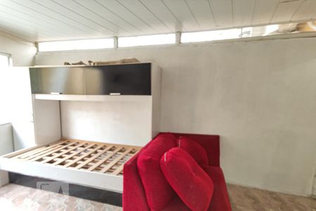 Sala e quarto  de kitnet/studio para alugar com 1 quarto, 16m² em Vicentina, São Leopoldo