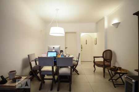 Sala de apartamento à venda com 2 quartos, 98m² em Pinheiros, São Paulo