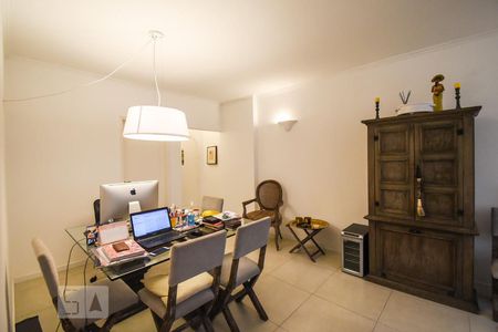 Sala de apartamento à venda com 2 quartos, 98m² em Pinheiros, São Paulo