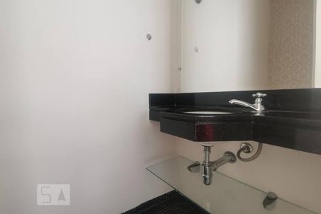 Lavabo de apartamento para alugar com 1 quarto, 82m² em Vila Suzana, São Paulo