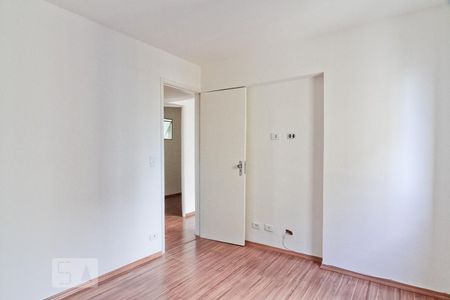 Quarto 1 de apartamento para alugar com 3 quartos, 58m² em Jardim das Laranjeiras, São Paulo