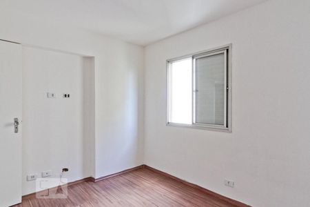 Quarto 1 de apartamento para alugar com 3 quartos, 58m² em Jardim das Laranjeiras, São Paulo