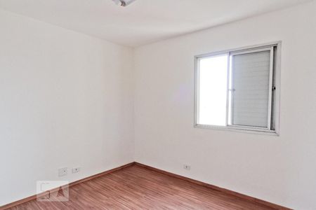 Quarto 2 de apartamento para alugar com 3 quartos, 58m² em Jardim das Laranjeiras, São Paulo