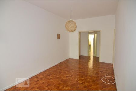 Sala de apartamento para alugar com 2 quartos, 70m² em Flamengo, Rio de Janeiro