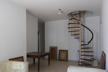 Sala de apartamento para alugar com 2 quartos, 160m² em Cosme Velho, Rio de Janeiro