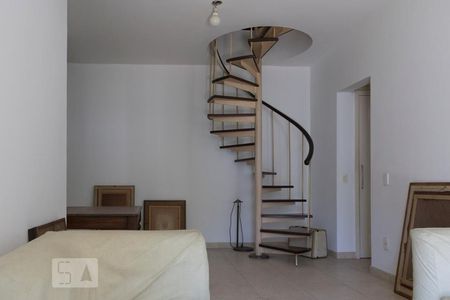 Sala de apartamento para alugar com 2 quartos, 160m² em Cosme Velho, Rio de Janeiro