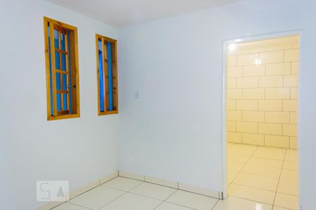 Sala de casa para alugar com 1 quarto, 80m² em Jardim Cristiane, Santo André