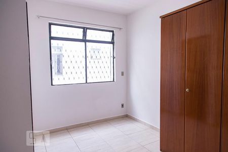 Sala/Quarto de kitnet/studio para alugar com 1 quarto, 30m² em João Pinheiro, Belo Horizonte