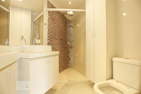 Banheiro de apartamento à venda com 1 quarto, 31m² em Consolação, São Paulo