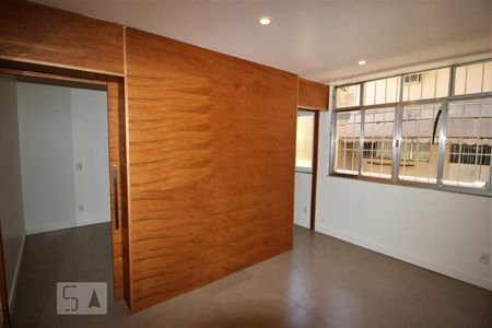  Quarto 1 de apartamento para alugar com 2 quartos, 63m² em Botafogo, Rio de Janeiro