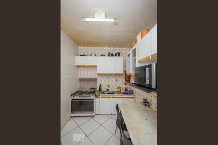 Cozinha de apartamento à venda com 3 quartos, 80m² em Estrela Dalva, Belo Horizonte