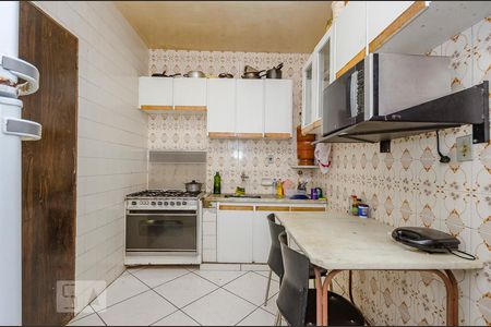 Cozinha de apartamento à venda com 3 quartos, 80m² em Estrela Dalva, Belo Horizonte