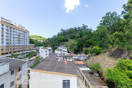 Vista do Quarto 1 de apartamento para alugar com 2 quartos, 53m² em Fonseca, Niterói