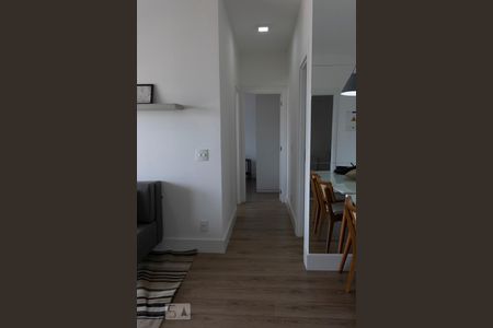 Corredor de apartamento para alugar com 2 quartos, 78m² em Santo Amaro, São Paulo