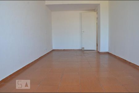 Sala de apartamento para alugar com 2 quartos, 70m² em Piedade, Rio de Janeiro