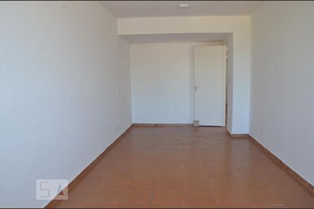 Sala de apartamento para alugar com 2 quartos, 70m² em Piedade, Rio de Janeiro