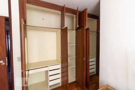 Suíte 1 - Armário de apartamento para alugar com 4 quartos, 260m² em Cruzeiro, Belo Horizonte