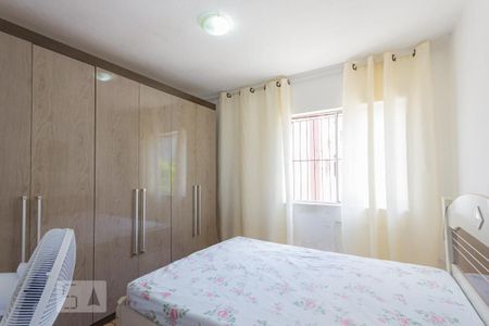 Quarto 1 de apartamento para alugar com 2 quartos, 48m² em Taquara, Rio de Janeiro