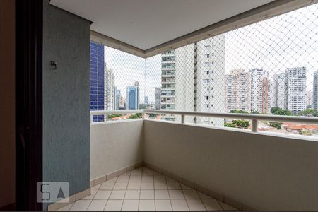 Sacada de apartamento para alugar com 3 quartos, 100m² em Santo Amaro, São Paulo