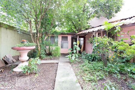 Casa à venda com 432m², 3 quartos e 5 vagas Casa à venda com 432m², 3 quartos e 5 vagasQuintal