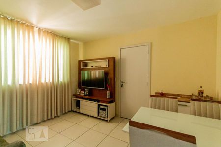 Sala de apartamento para alugar com 2 quartos, 53m² em Piratininga, Belo Horizonte