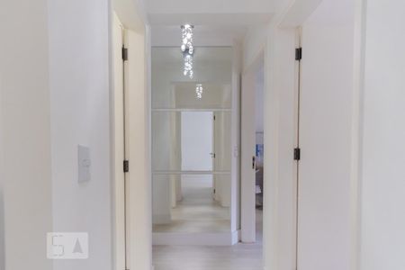 Corredor de acesso ao Quartos de apartamento à venda com 3 quartos, 115m² em Cambuí, Campinas