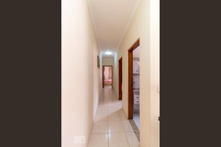 Corredor de casa à venda com 3 quartos, 183m² em Vila Flórida, Guarulhos