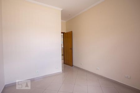 Suíte 1 de casa para alugar com 4 quartos, 250m² em Lauzane Paulista, São Paulo