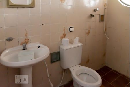 Banheiro de casa à venda com 1 quarto, 40m² em Vila Rio Branco, São Paulo