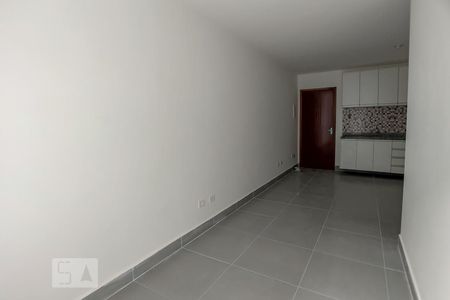 Sala de apartamento para alugar com 1 quarto, 45m² em Presidente Altino, Osasco