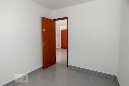 Quarto de apartamento para alugar com 1 quarto, 45m² em Presidente Altino, Osasco