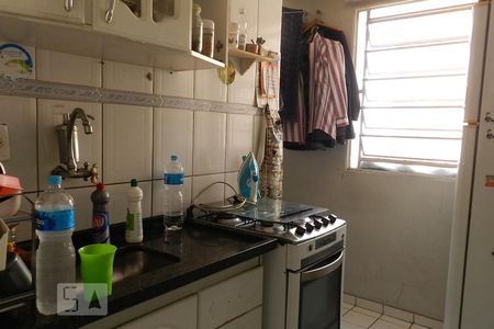 Cozinha de apartamento à venda com 2 quartos, 47m² em Conjunto Residencial José Bonifácio, São Paulo