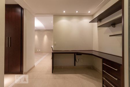 Apartamento à venda com 68m², 1 quarto e 1 vaga Apartamento à venda com 68m², 1 quarto e 1 vagaEscritório