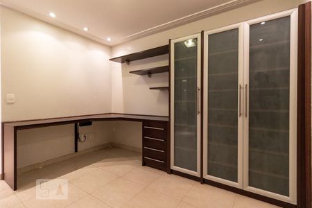 Escritório de apartamento para alugar com 1 quarto, 68m² em Alphaville Industrial, Barueri