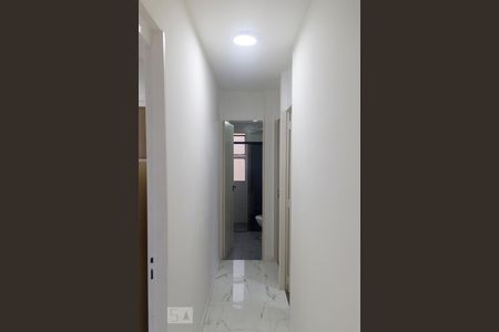 Corredor de apartamento para alugar com 2 quartos, 62m² em Vila Olímpia, São Paulo