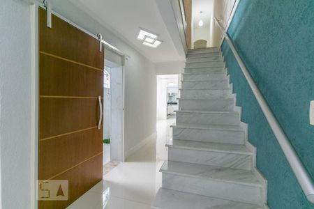 Sala de Estar de casa para alugar com 3 quartos, 310m² em Vila Euthalia, São Paulo