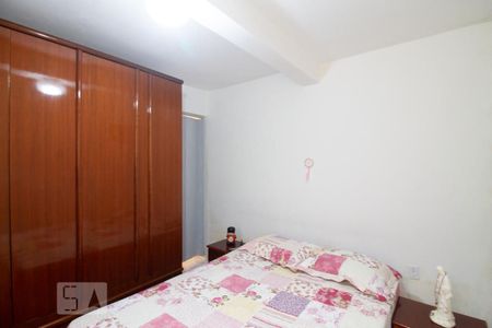 Casa à venda com 200m², 5 quartos e 2 vagas Casa à venda com 200m², 5 quartos e 2 vagasQuarto 1