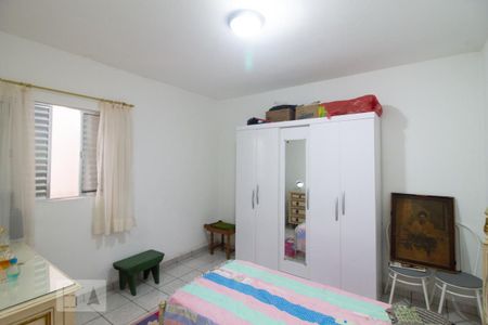 Casa à venda com 200m², 5 quartos e 2 vagas Casa à venda com 200m², 5 quartos e 2 vagasQuarto 2