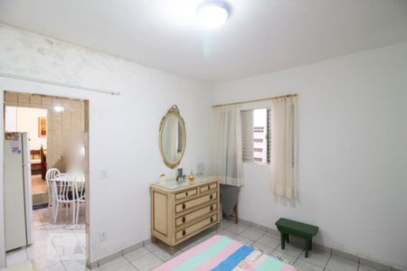 Casa à venda com 200m², 5 quartos e 2 vagas Casa à venda com 200m², 5 quartos e 2 vagasQuarto 2