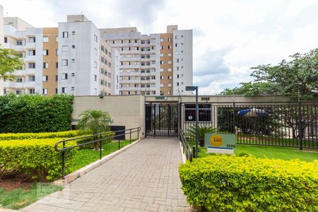 Fachada de apartamento à venda com 2 quartos, 45m² em Vila Carmosina, São Paulo