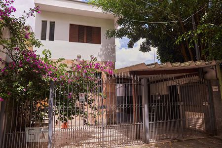 Fachada de casa para alugar com 1 quarto, 180m² em Lapa, São Paulo