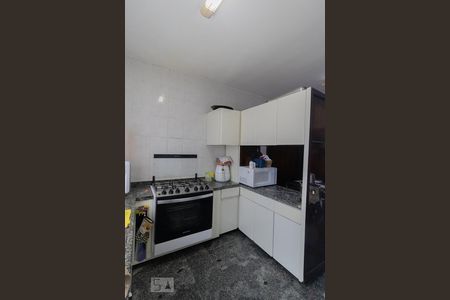 Casa para alugar com 248m², 4 quartos e 6 vagas Casa para alugar com 248m², 4 quartos e 6 vagasCozinha