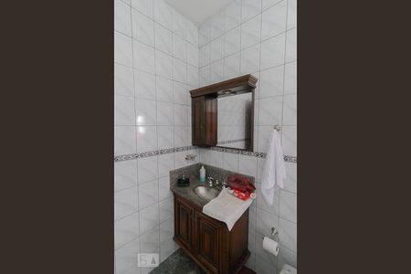 Casa para alugar com 248m², 4 quartos e 6 vagas Casa para alugar com 248m², 4 quartos e 6 vagasBanheiro