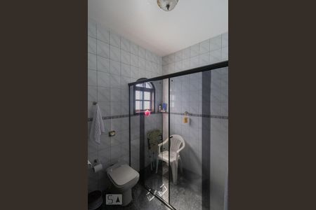 Casa para alugar com 248m², 4 quartos e 6 vagas Casa para alugar com 248m², 4 quartos e 6 vagasBanheiro