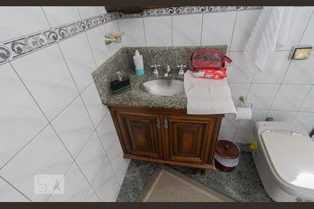 Casa para alugar com 248m², 4 quartos e 6 vagas Casa para alugar com 248m², 4 quartos e 6 vagasBanheiro