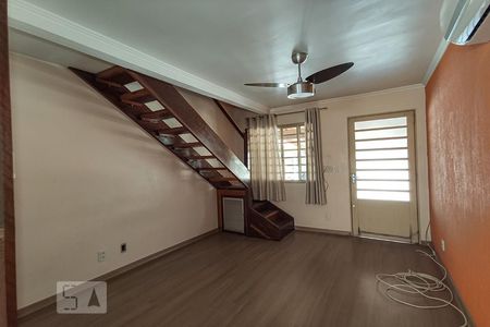 Sala de Estar de casa à venda com 2 quartos, 58m² em Vicentina, São Leopoldo