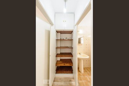 Hall de apartamento à venda com 1 quarto, 40m² em Centro, Campinas