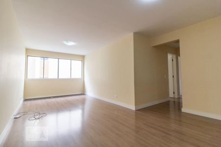 Sala de apartamento para alugar com 3 quartos, 87m² em Água Verde, Curitiba